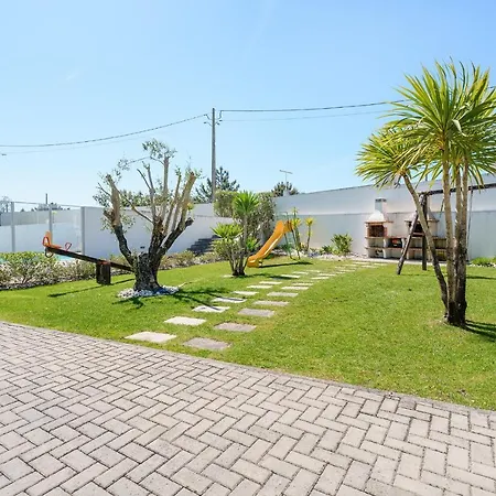 Alohouse Nazare Apartment Exterior photo